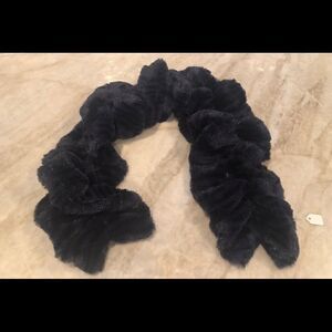 NWT Scarf Blue and Black